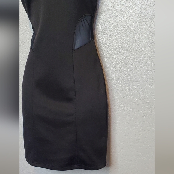 💚5/$25 FV21 LBD Black Mesh Cutout Scuba Bodycon Sleeveless Dress Size Medium - Picture 6 of 8